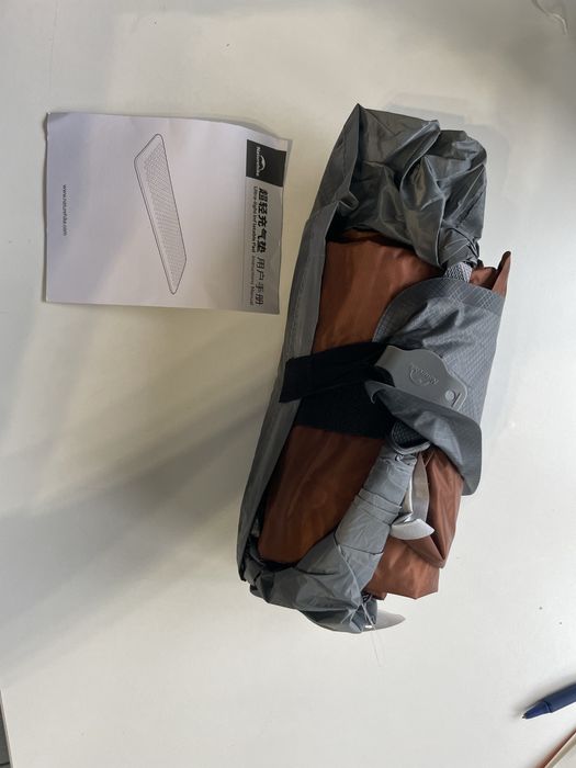 materac turystyczny [214]