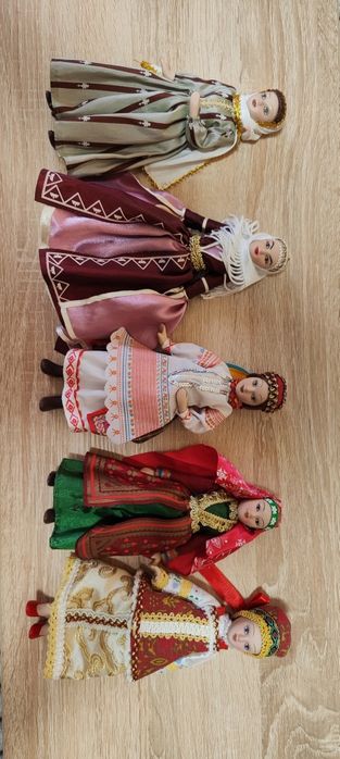 Порцелянові ляльки фарфорові