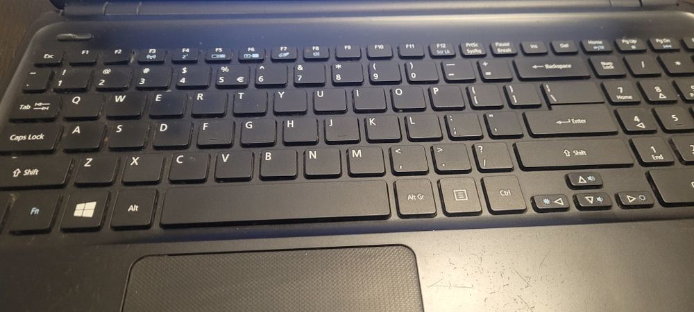 Laptop Acer . Polecam.