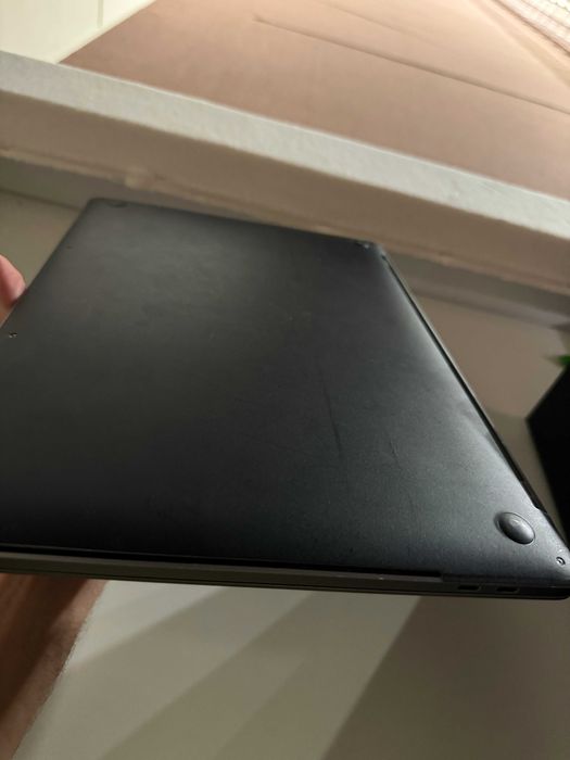 MacBook Pro 2019 (15'', Touch Bar, 2.3GHz 8-core I9, 16GB RAM, 512GB)