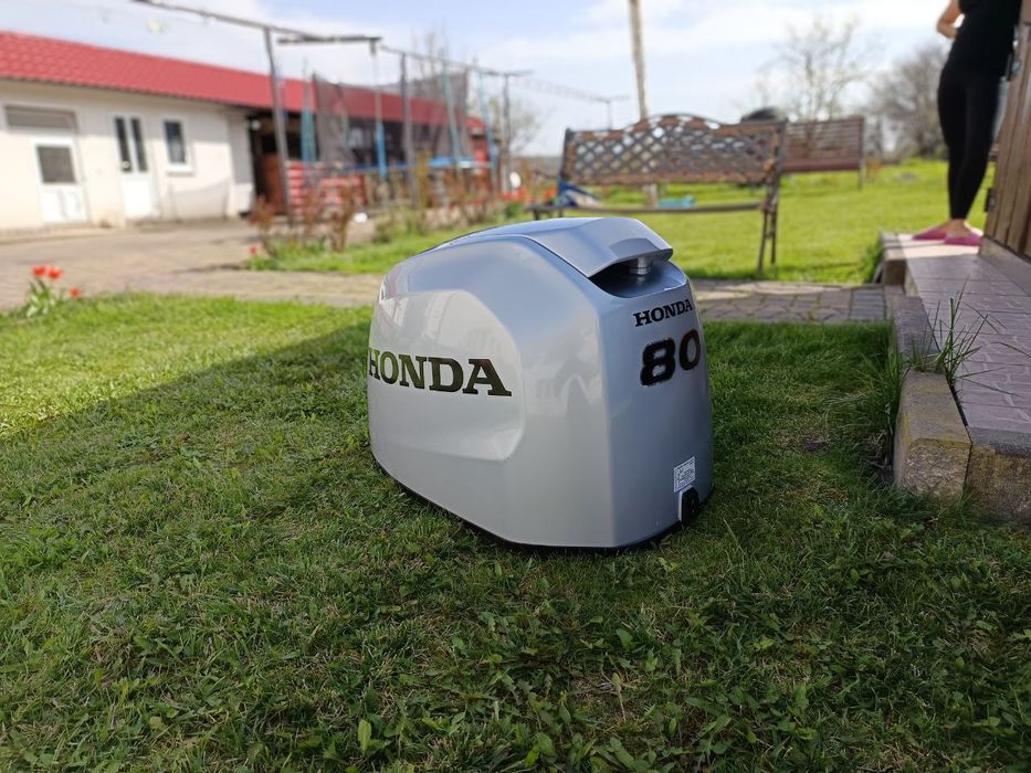 Ковпак на лодочний мотор Honda 80
