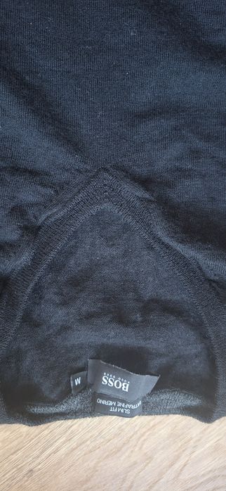 Hugo Boss sweter slim fit