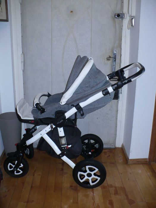 Wózek 3w1 Adamex bardzo wygodny z fotelikiem Maxi Cosi
