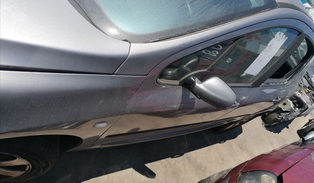Peugeot 307 /2002 /5 /3/Portas e sw todas as peças destas viaturas