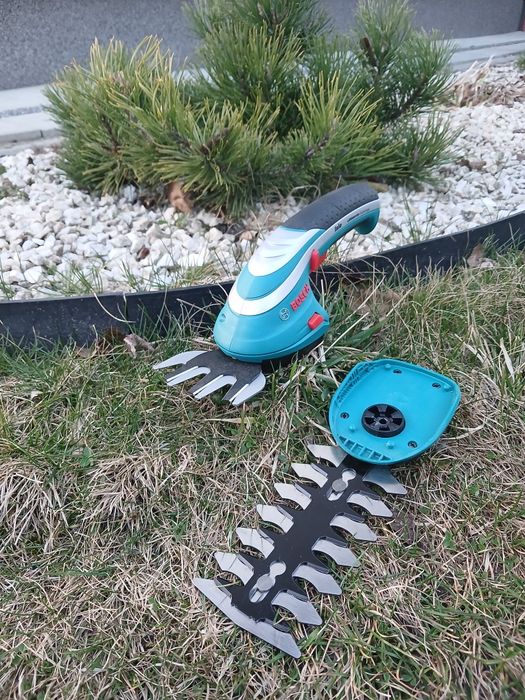 Nożyce akumulatorowe Bosch ISIO3