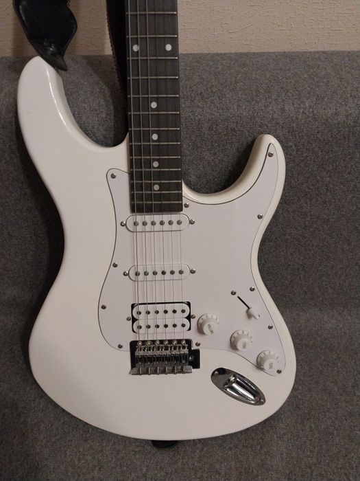 Електро гитара  Fox pro