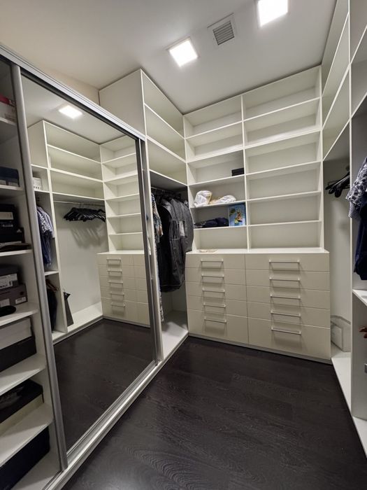 Продам 5 кімнатну квартиру. Лівий берег. Ремонт. Меблі. Техніка