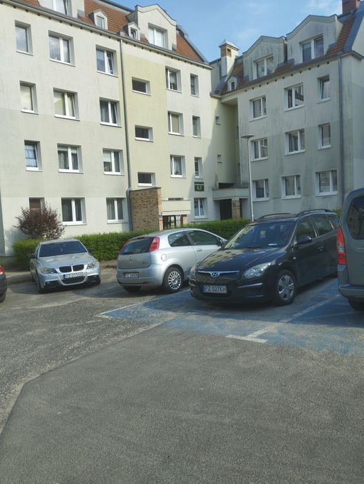 Sprzedam mieszkanie czteropokojowe na Zielonych Wzgórzach z ogródkiem