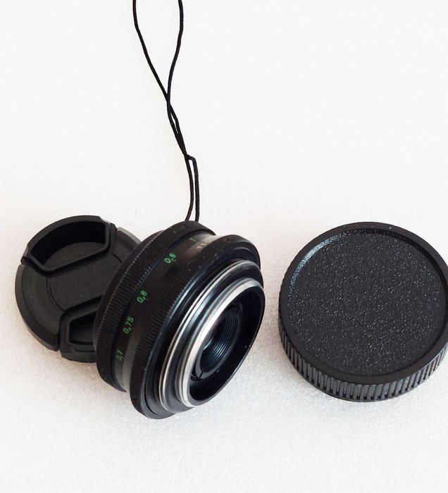 Analogowy obiektyw INDUSTAR