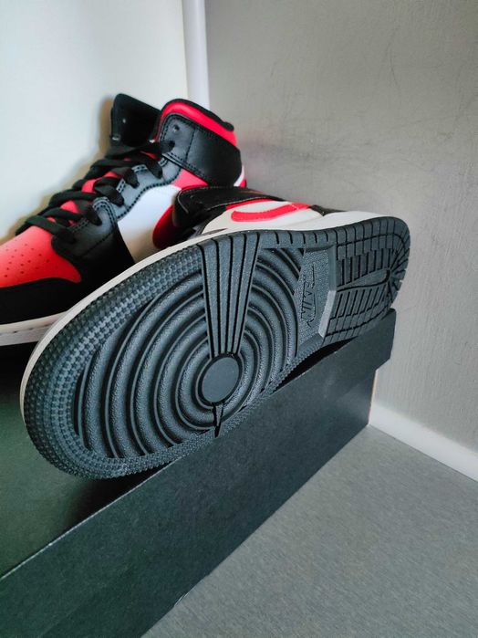 Buty nike air jordan 1 mid black fire red 38.5