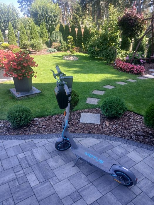 Hulajnoga elektryczna nowa