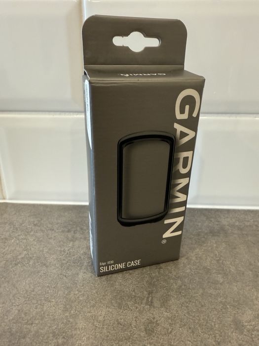 GPS Garmin Edge 1030 em ótimo estado, praticamente novo