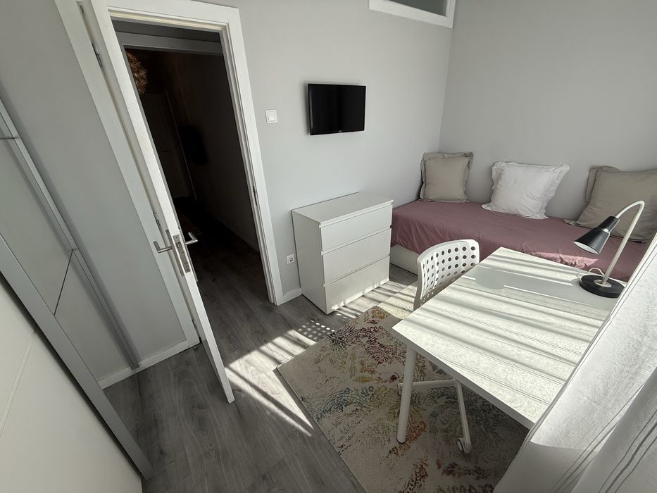 Apenas 1 QUARTO arrendamento ESTUDANTES - Amial PORTO