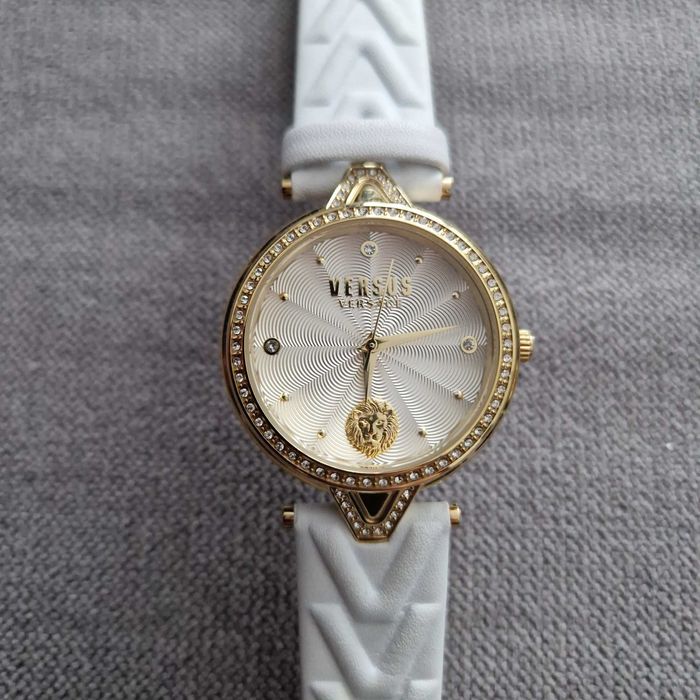 zegarek damski versus versace
