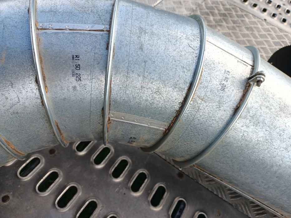 Rury rozdzielacza kolektor do odciągu trocin fi 225