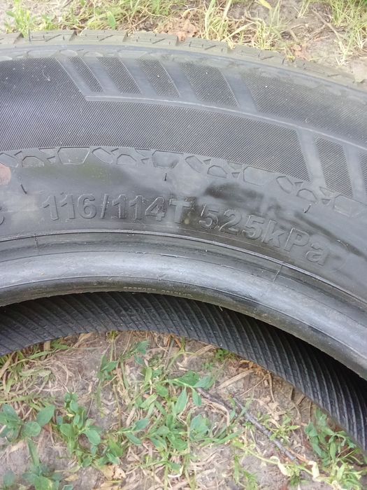 Резина KAPSEN RS07 215/75 R16C летняя.