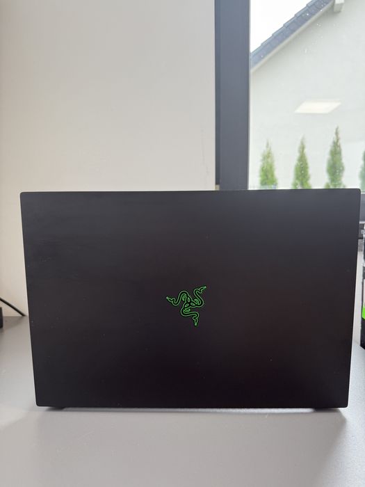 Laptop Razer Blade 18| i9-13950HX | 16G | 1TB | RTX4060| FV