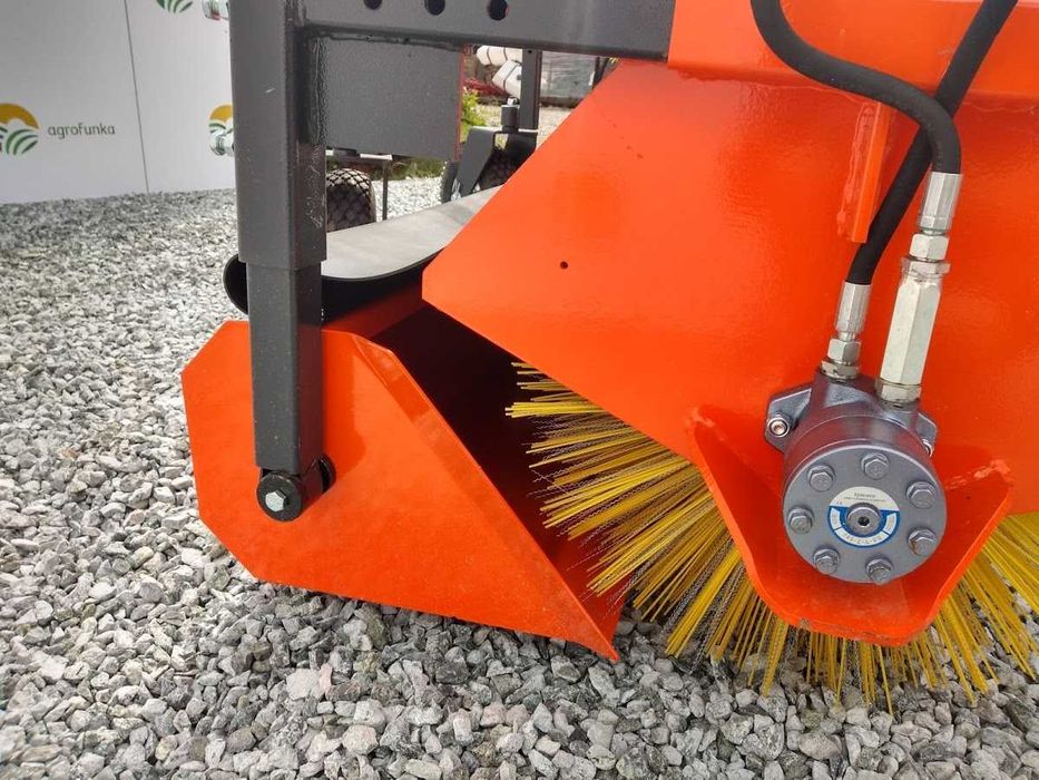 Zamiatarka drogowa,uliczna szerokość 2,4 moc Tuz-Euro-Widły