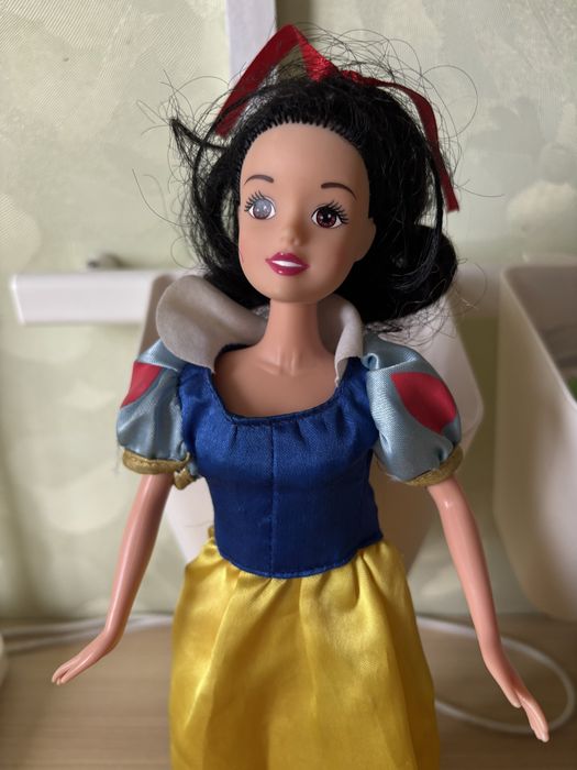 Білосніжка з гномами