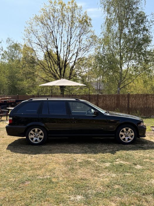 Sprzedam e36 touring 318i mpakiet