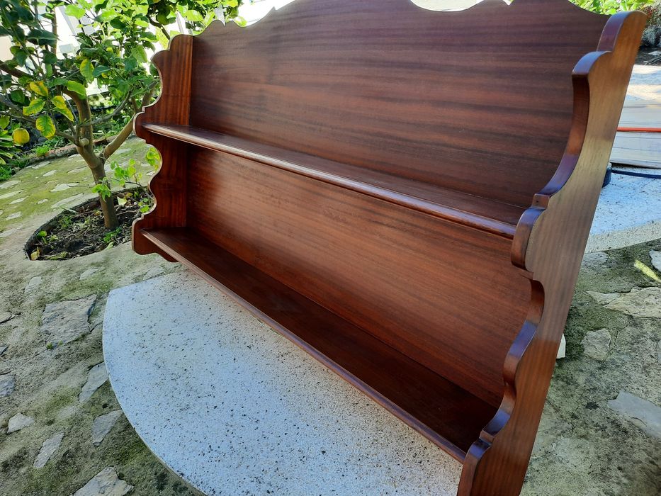 Escaparate em madeira