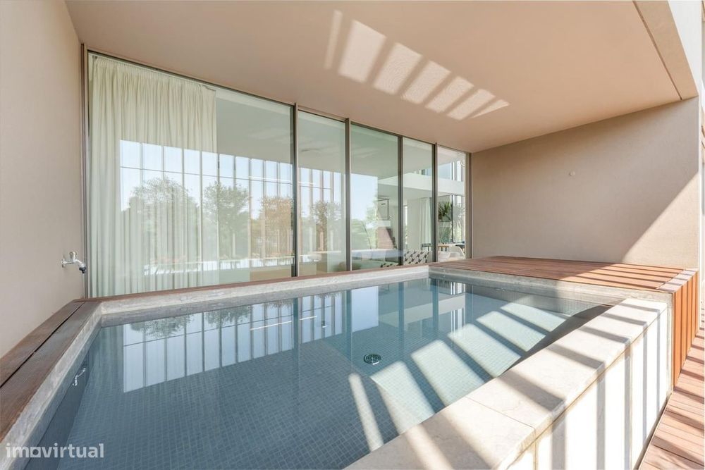 Duplex T4 com piscina, Cascais