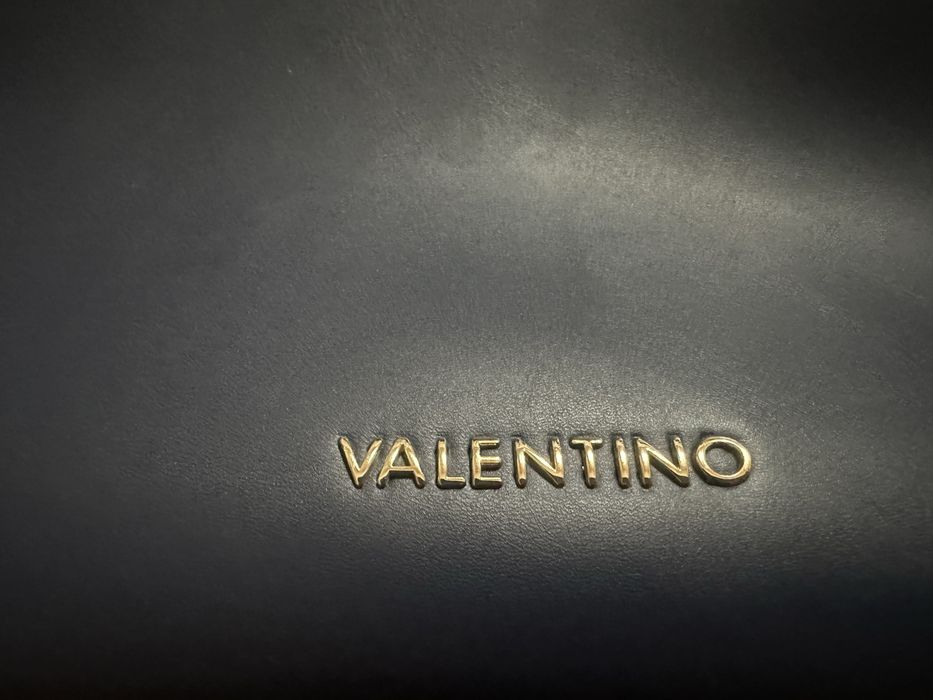 Mala como nova Valentino