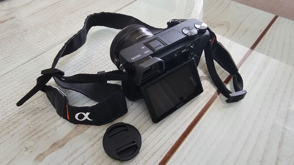 Sony a6300 Kit + Torba | Stan Idealny, Bezlusterkowiec 4K, Komplet