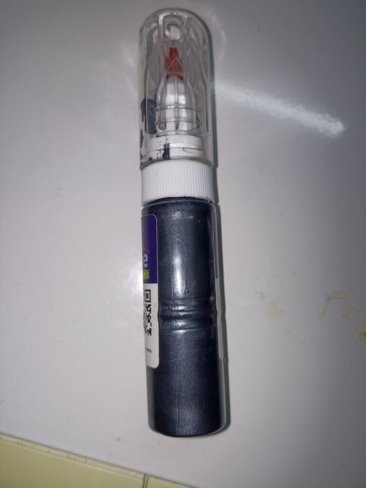 Краска - карандаш Ауди.