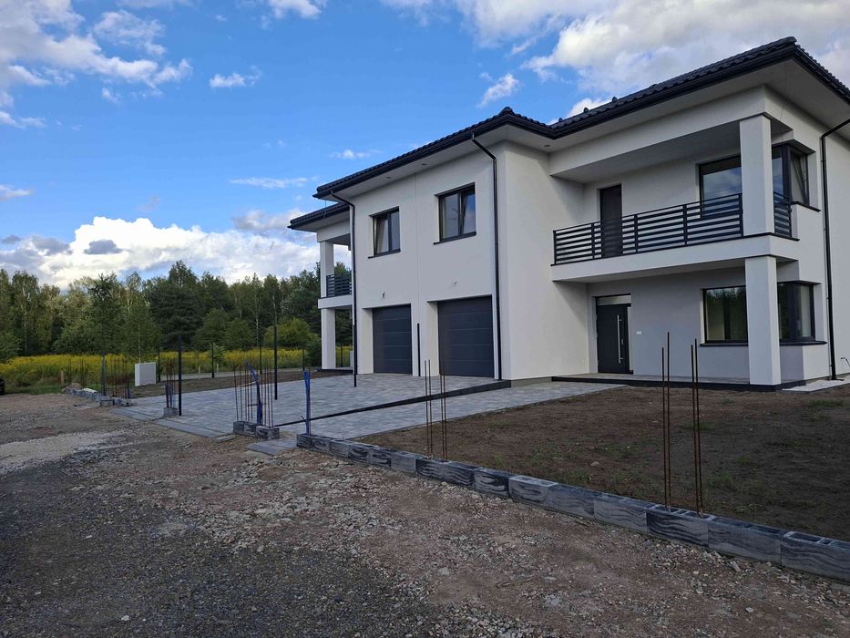 Dom jednorodzinny, bliźniak, segment  192m2  duża działka