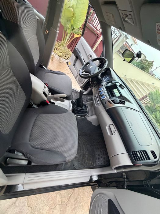 Mitsubishi Strakar