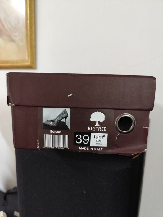 Sapatos SUPER EXCLUSIVOS feitos por encomenda,em Itália,.