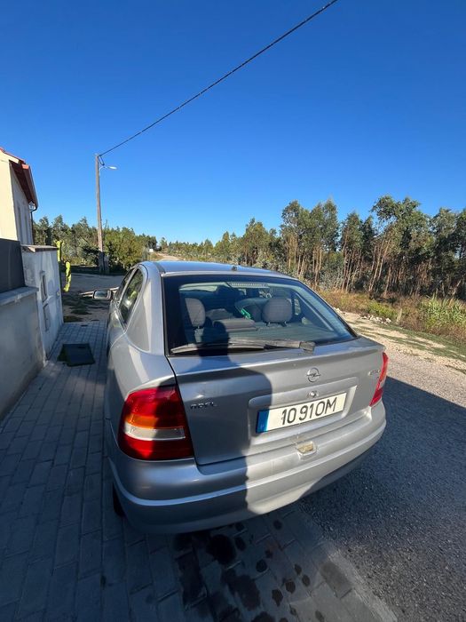 Opel Astra 1.4 16V – Fiável e Económico