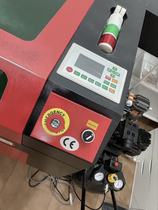 Máquina Laser CO2 60 x 40
