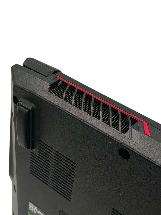 Laptop MSI GL62 i7 7700hq GTX 1060 16 gb 512 ssd GRY