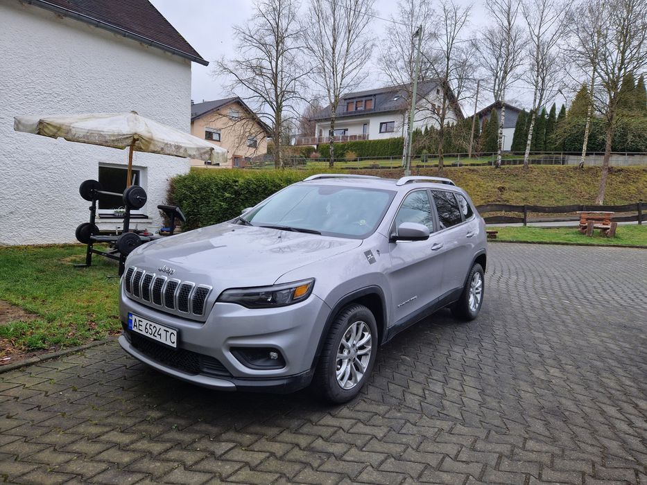 Jeep Cherokee 2018 VIN 1C4PJLCB7KD187193 фото оголошення 6 з 8
