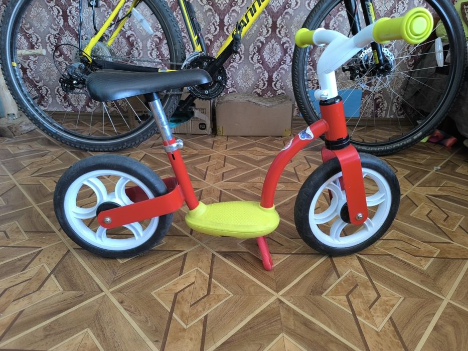 Біговел дитячий фірми Smoby