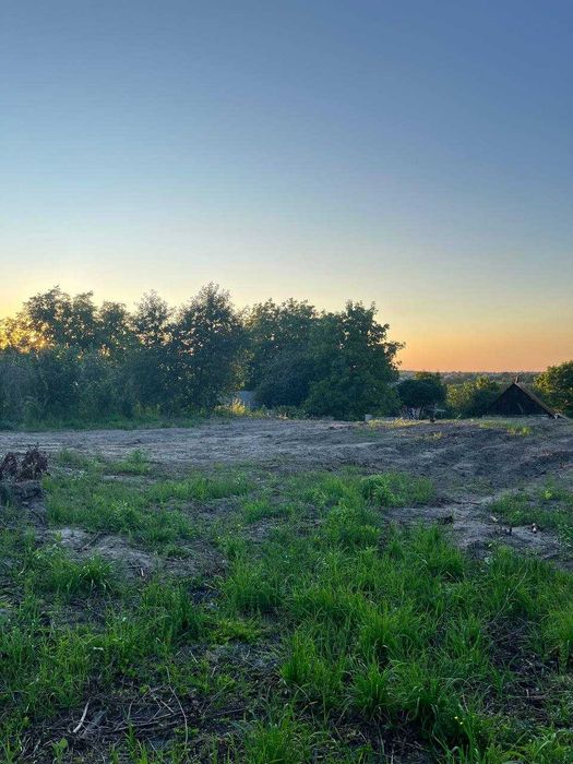 Продам ділянку в престижному селі Іванковичі 32 сотки (ВЛАСНИК)