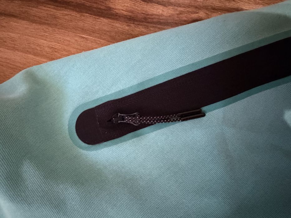 Оригінал Nike Tech Fleece L