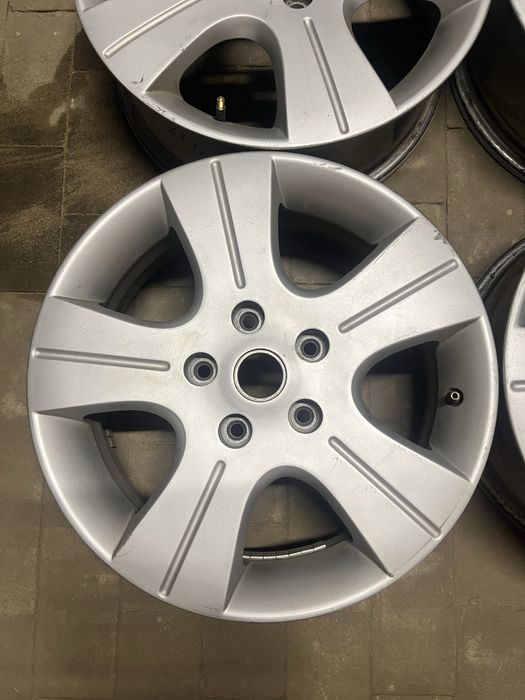 Диски    R16 5x114.3 ET50.