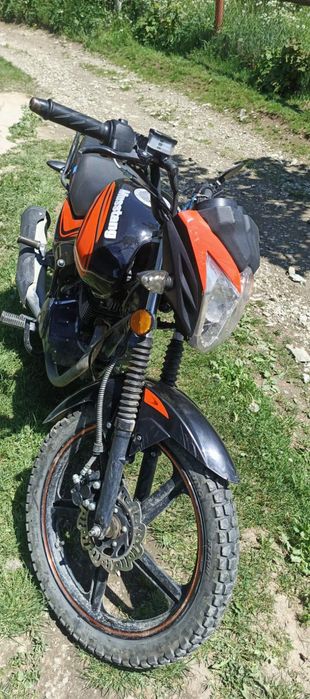 Продам мустанг фості 150