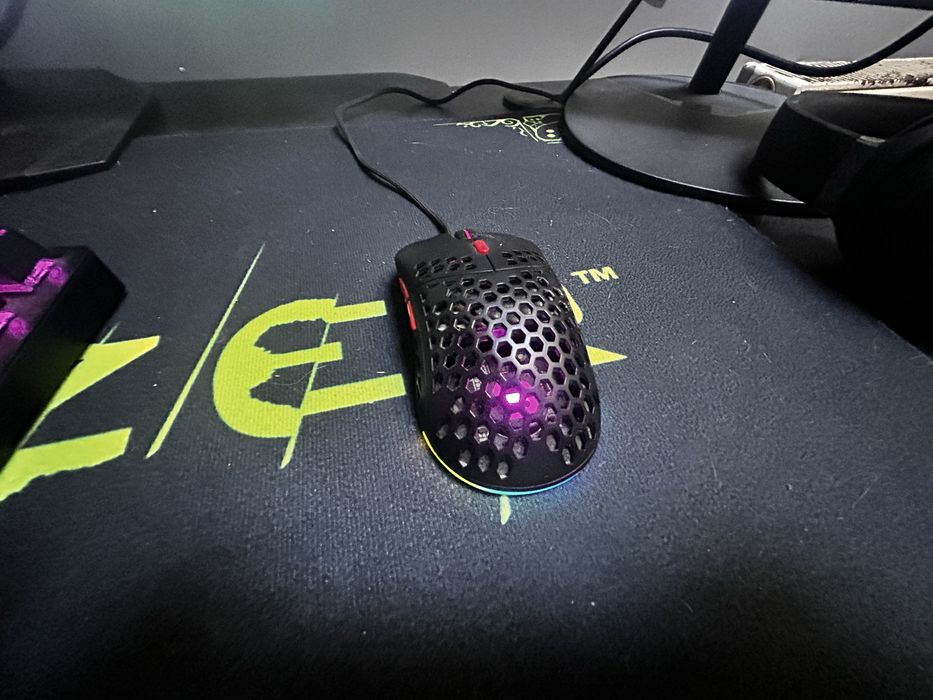 Zestaw do grania | komputer monitory