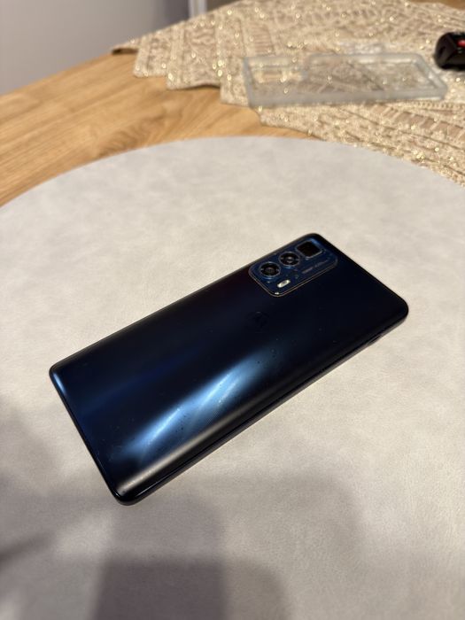 Motrola edge 20 pro