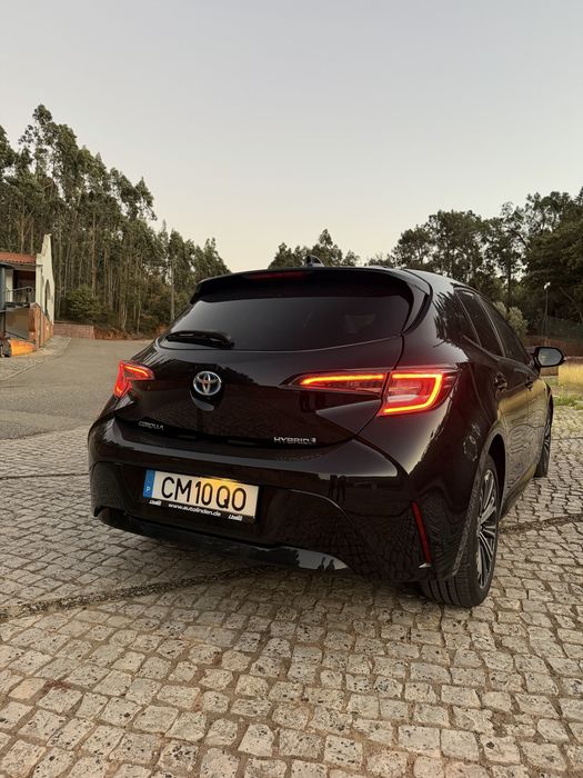 Toyota Corolla 1.8 Hybrid Team Deutschland 1.º Dono / Garantia 10 anos na marca / Full Extras — photo 4
