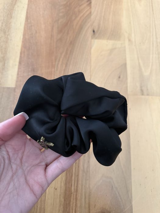 Gumka satynowa ysl czarna