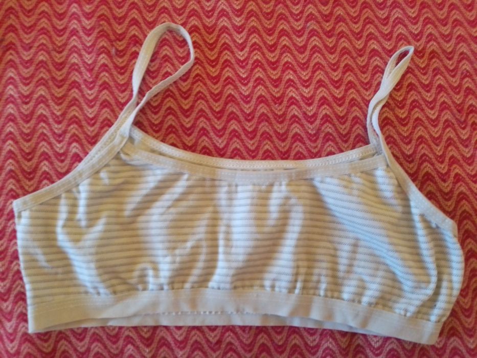 Топік Donella Baykar на дівчинку 12 років