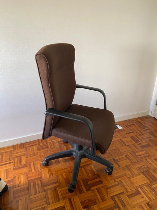 Cadeira de rodas escritório