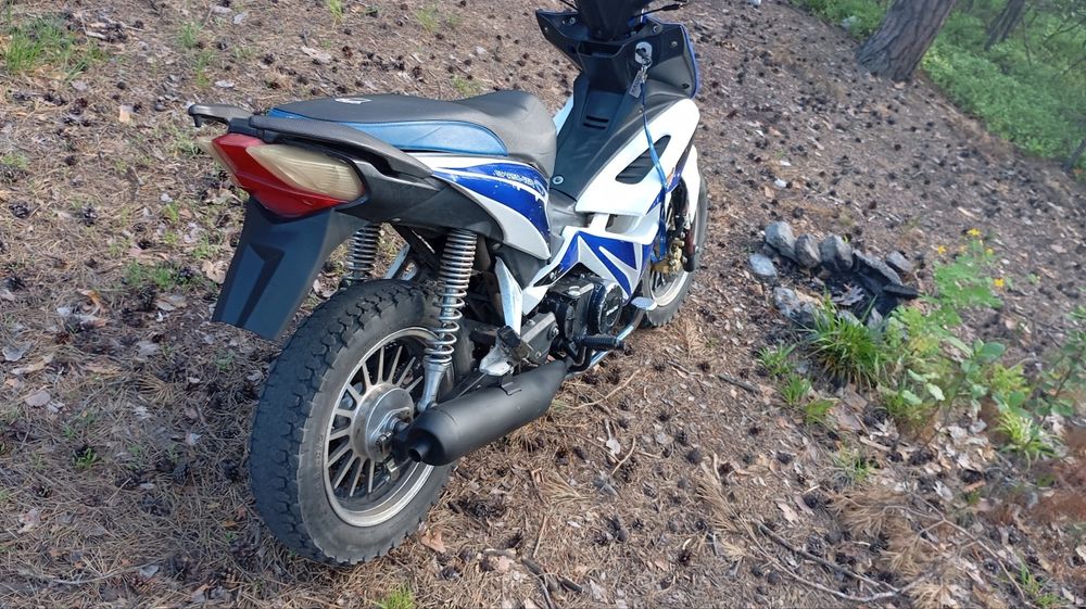 Продам  мотоцикл spark125 c-4wq