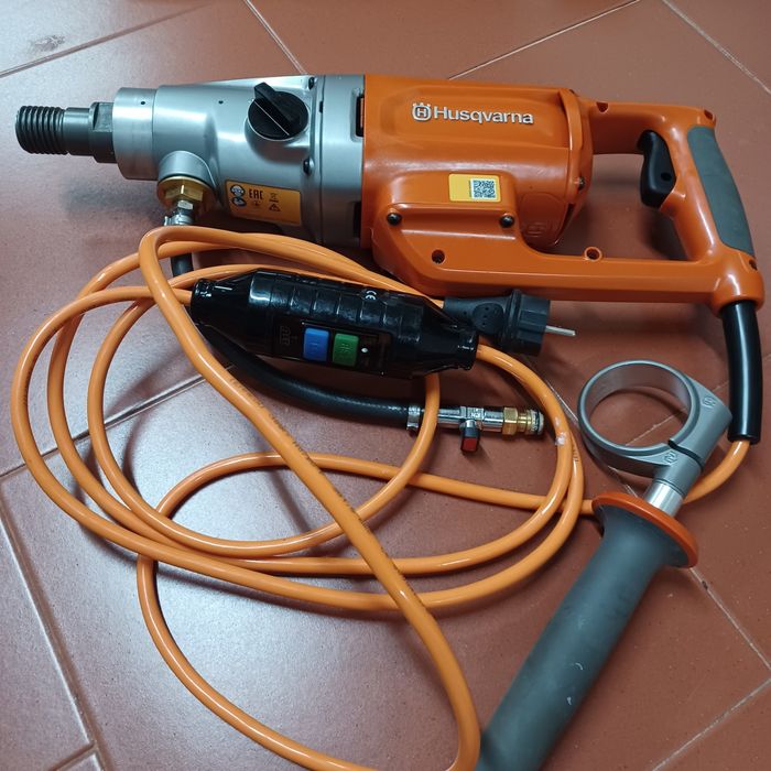Caroteadora DM 200