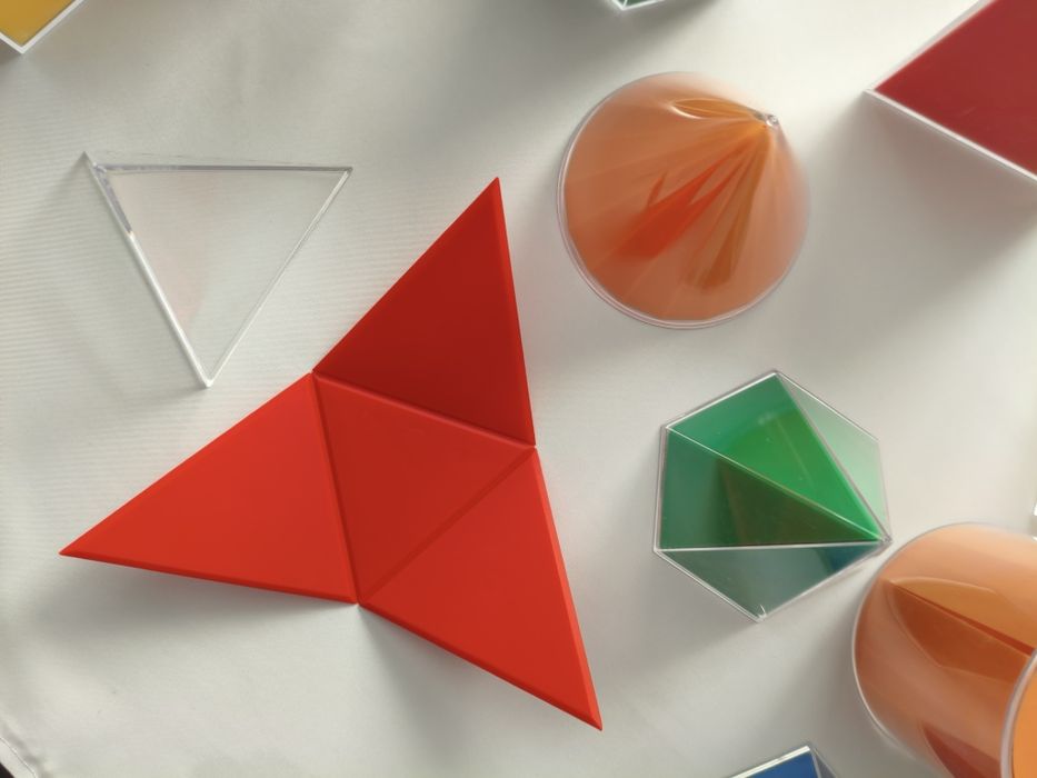 Składane bryły geometryczne 2D/3D